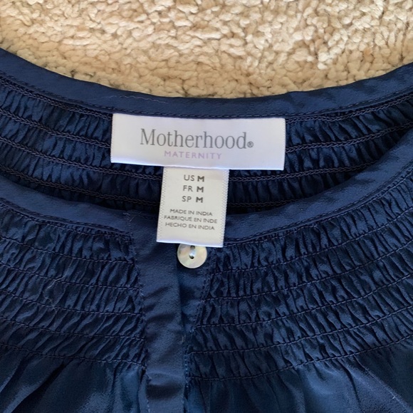 Maternity • T-shirt - Picture 2 of 3